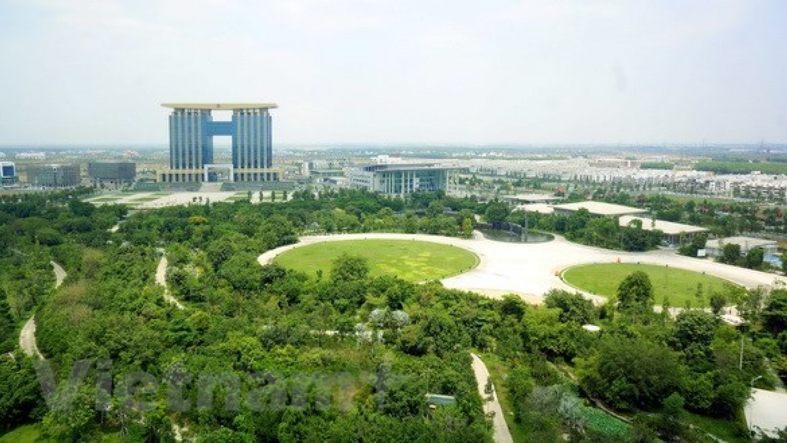 Businesses team up to help develop Binh Duong smart city