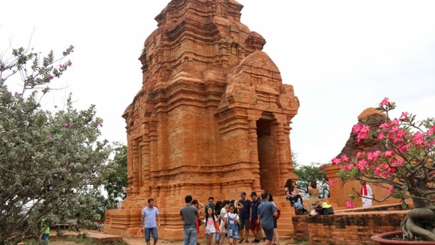 Tourists to Binh Thuan likely to number 40,000 during New Year holidays