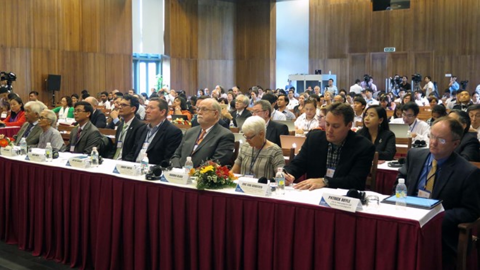 Conference gathers int’l scientists to address pollution
