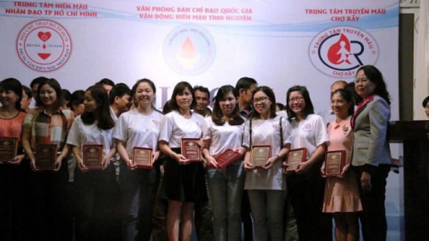 People with rare blood type join donor club
