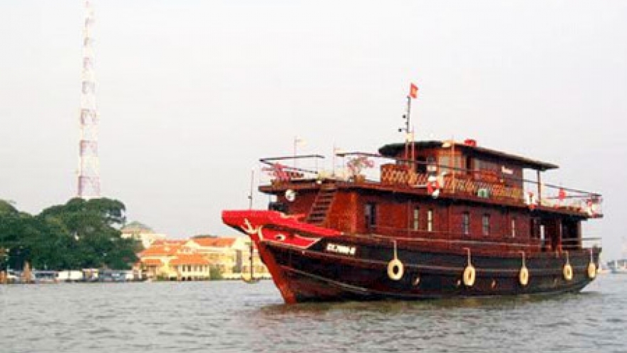 HCM City develops water-way tourism