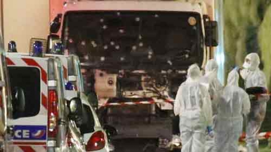 Truck attacker kills up to 80 in Nice Bastille Day crowd
