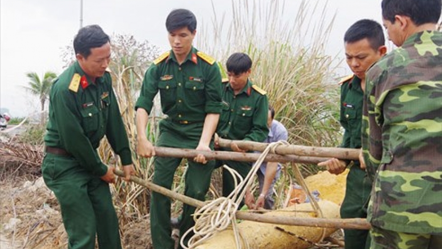 Quang Ninh removes 250-kg unexploded US bomb
