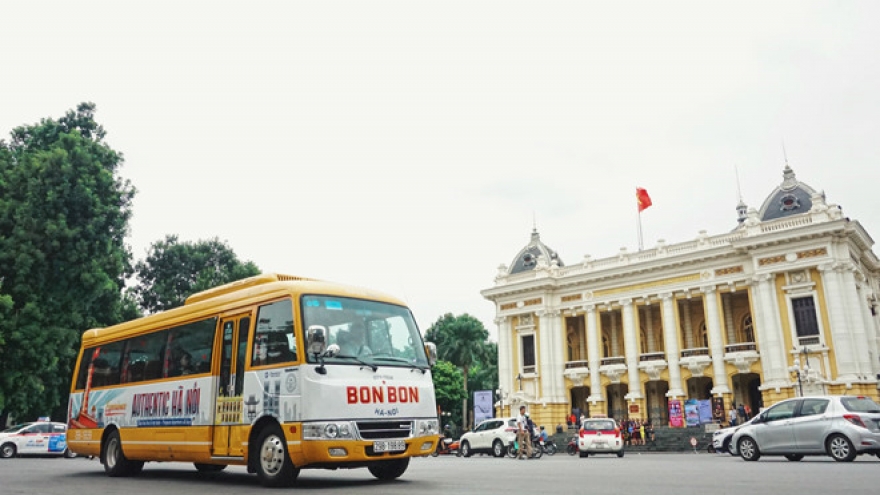 Bonbon City Tour explores history, culture of Hanoi