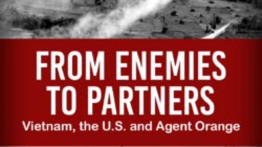 Book on Vietnam-US relation, AO issue launched