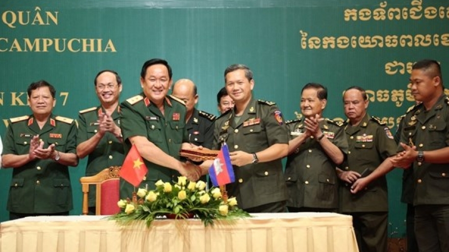 Vietnam, Cambodia step up cooperation in safeguarding border