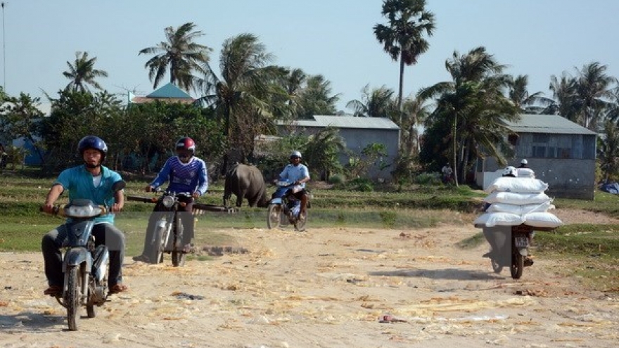 Vietnamese, Cambodian to enjoy easy cross-border travel during Tet