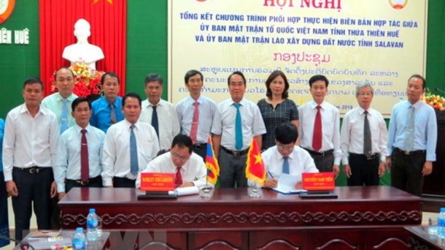 Vietnamese, Lao localities work to build peaceful borderline