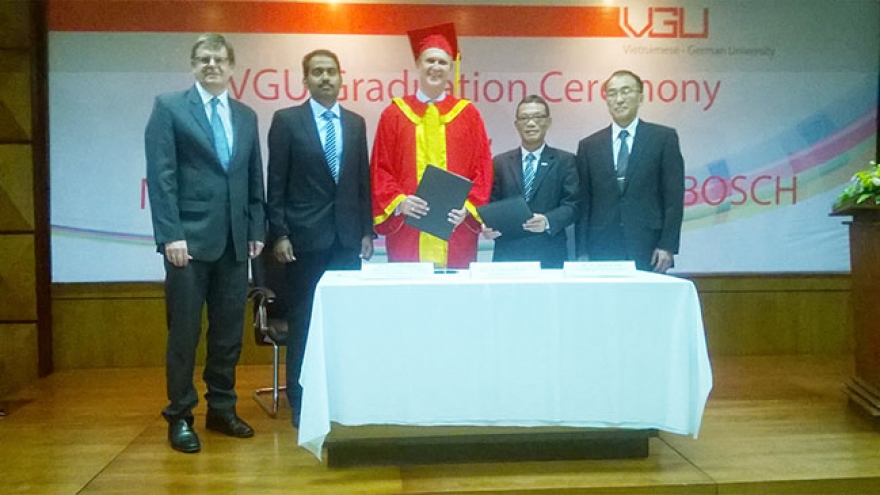 
        Bosch signs MoU with Vietnamese German University
                              