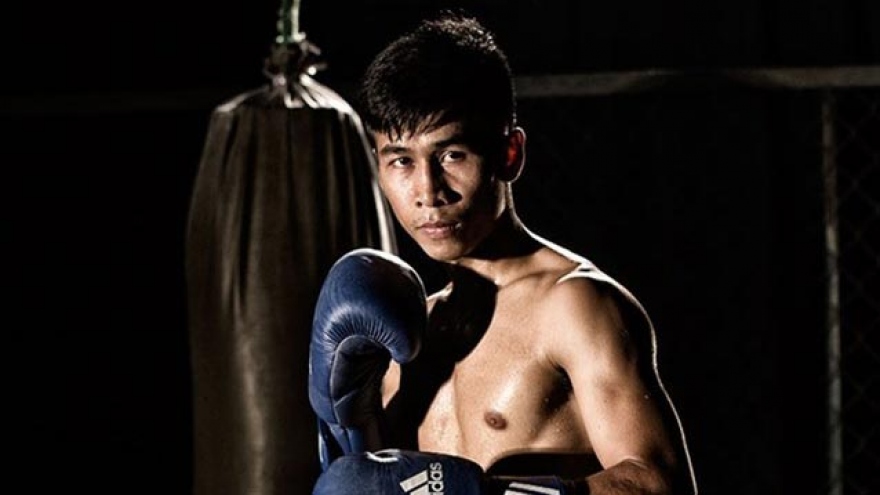 Vietnamese boxer makes history, wins WBC Asia title