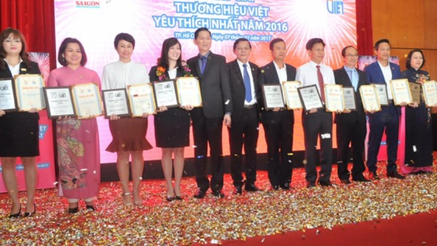 30 firms win top-brand award