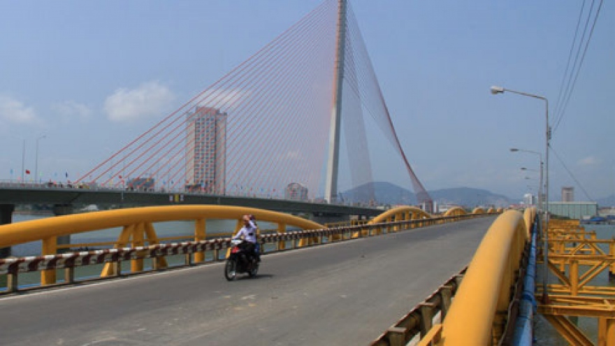 Bridge linking Mekong Delta provinces inaugurated