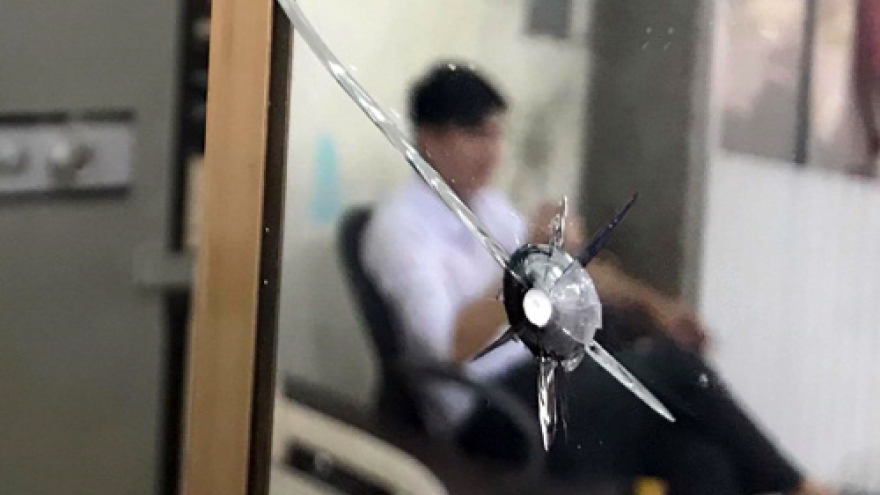 Vietnamese man aborts bank heist after gunshot sets alarm bells ringing