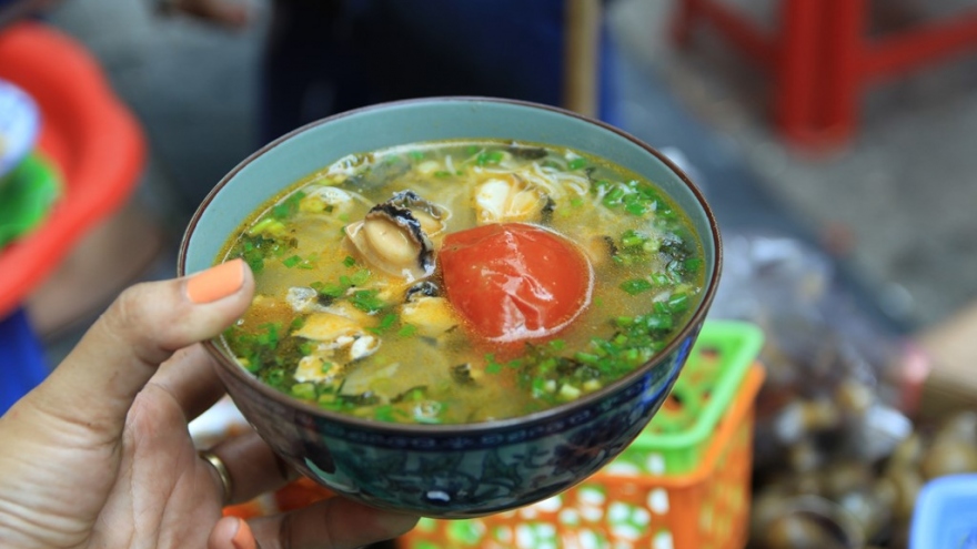 Business picks up for street vendor featured on CNN