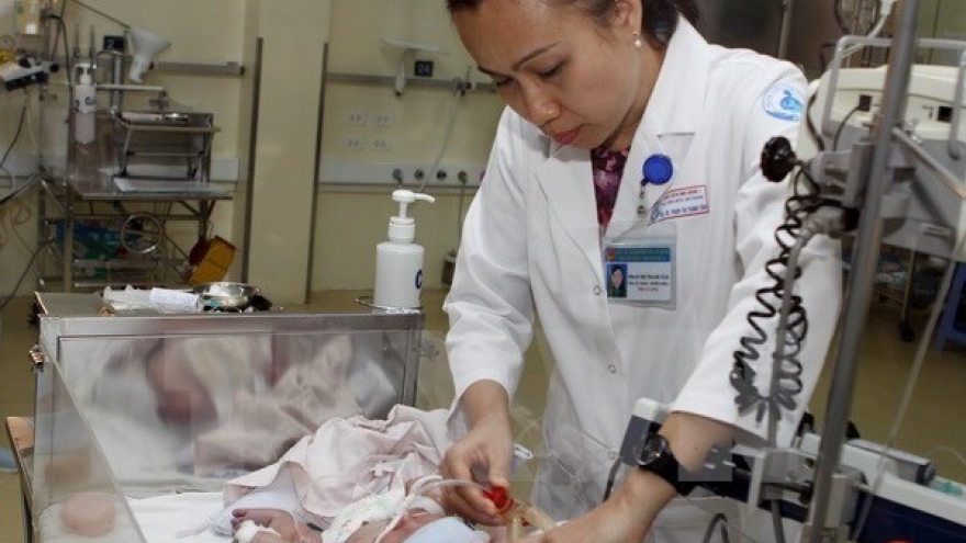 Giant hematoma removed from two-day-old baby