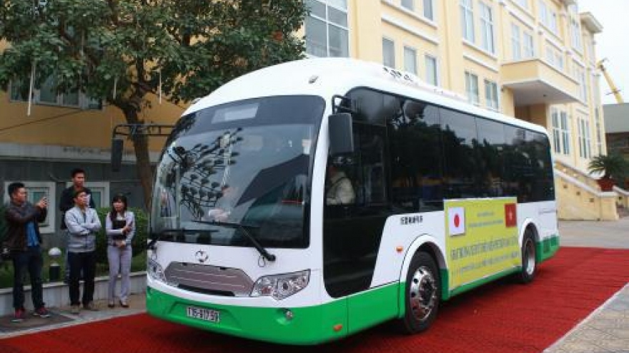 Vietnamese island gears up for first solar bus