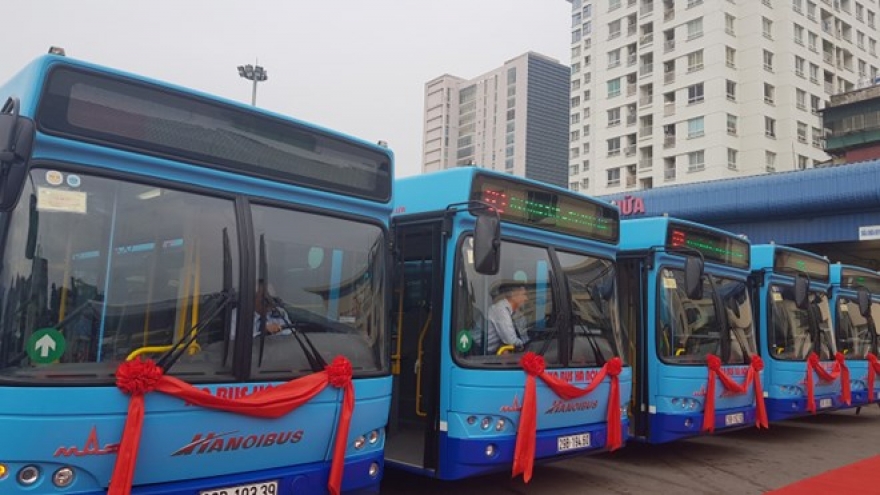Hanoi pilots European-standard buses