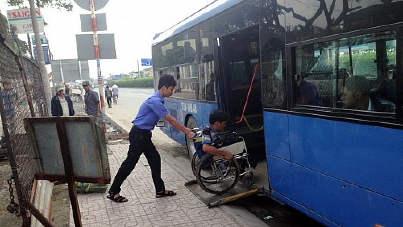 HCM City to invest in low-floor buses for the disabled