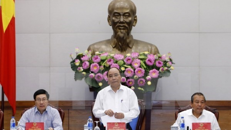 PM demands removal of obstacles to production, business