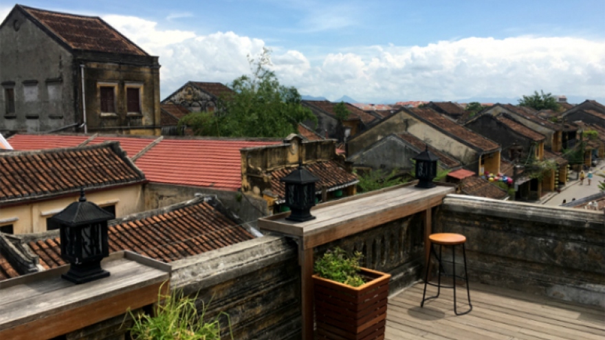 Two rooftop cafes to take your breath away in Hoi An