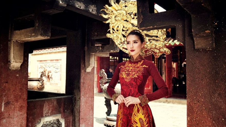 Tuong Linh’s stunning national costume at Miss Intercontinental 2017