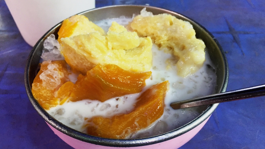 Delicious Thai sweet tea in HCM City