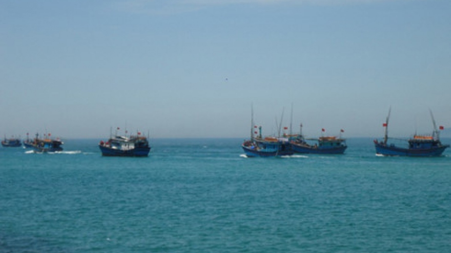 Vietnam resolutely opposes China's decision on East Sea fishing break