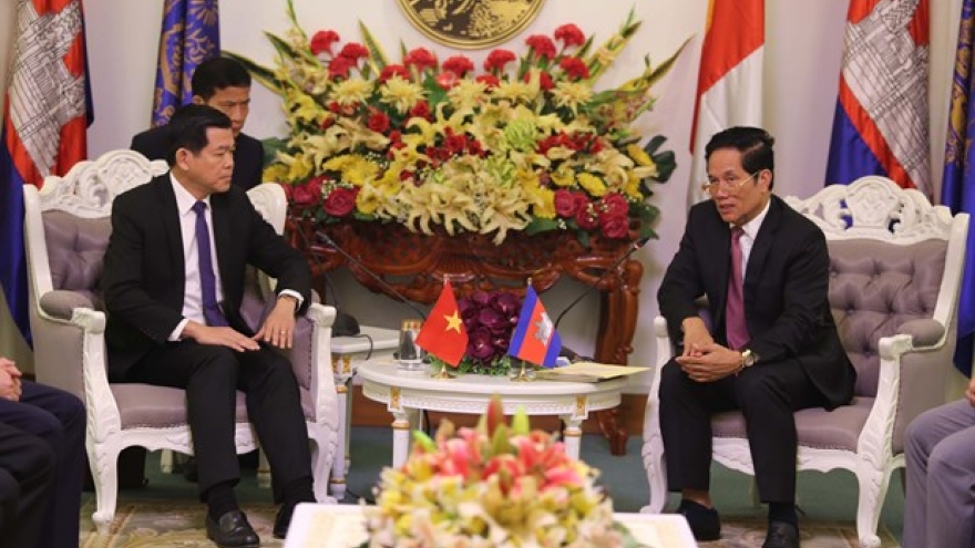 Cambodia keen to step up tourism cooperation with Vietnam