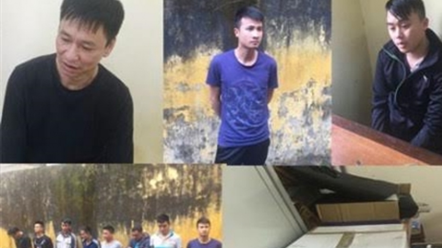 13 arrested for online football betting