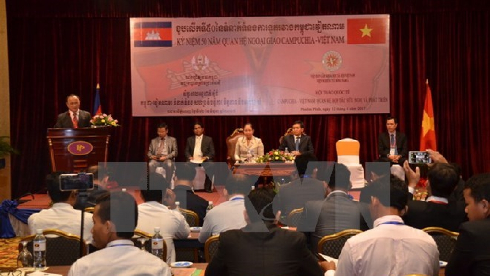 Vietnam, Cambodia should strengthen relations to ensure mutual benefit
