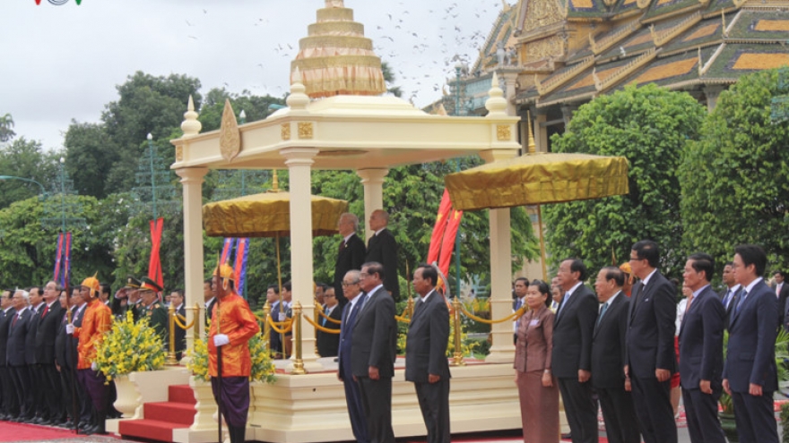 Party chief sends thank-you message to Cambodian King