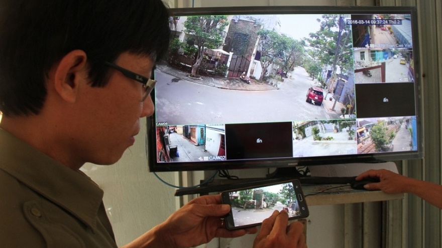 
        Security cameras thrive in Vietnam
                              