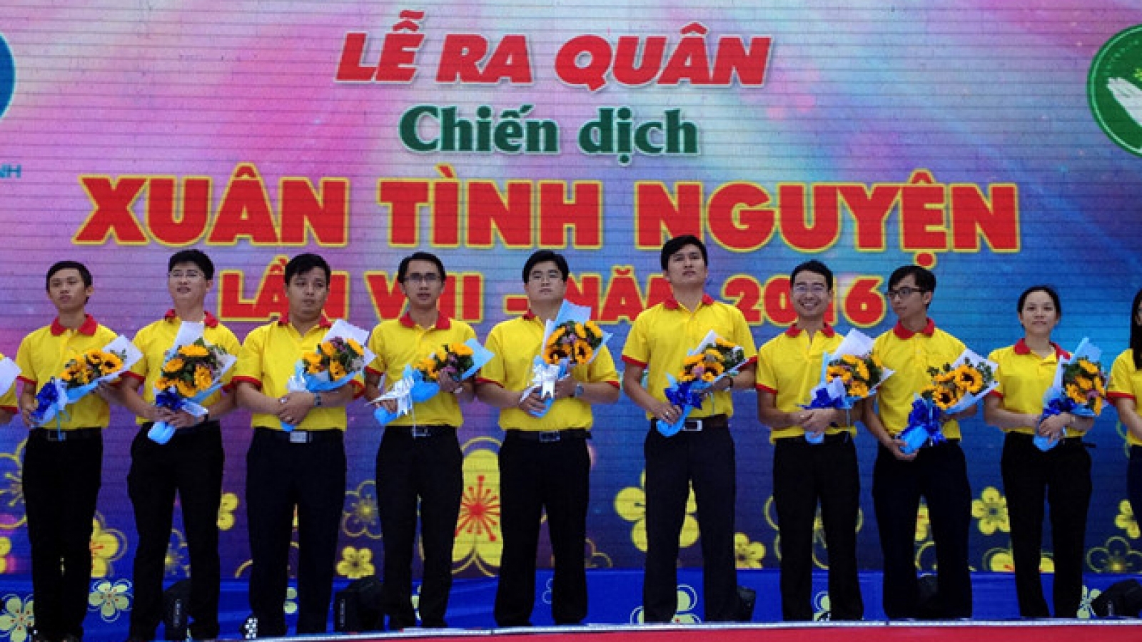 Volunteer campaign in HCM City