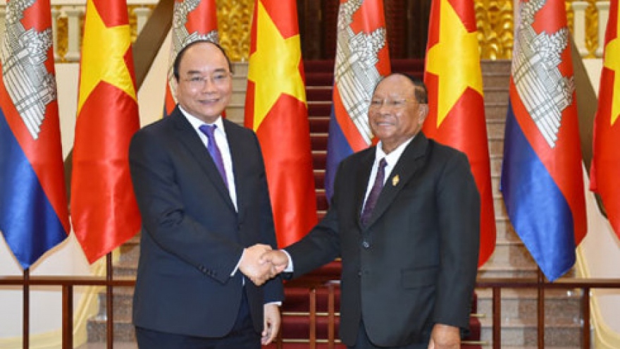 PM Nguyen Xuan Phuc welcomes Cambodian NA President