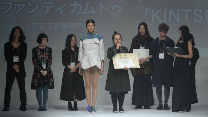 Vietnamese student wins top Japanese fashion award