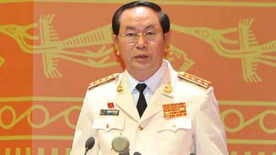 
        Vietnam, Russia enhance ties in fighting crime
                              