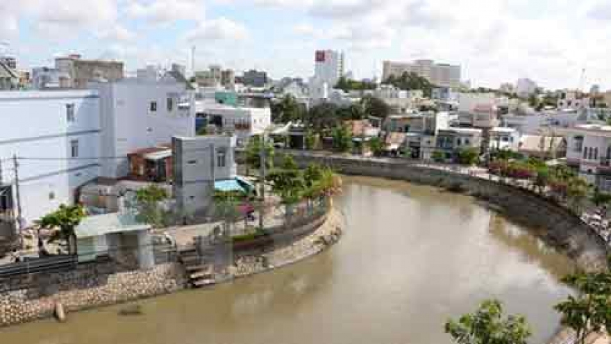 Can Tho needs to develop waterway system