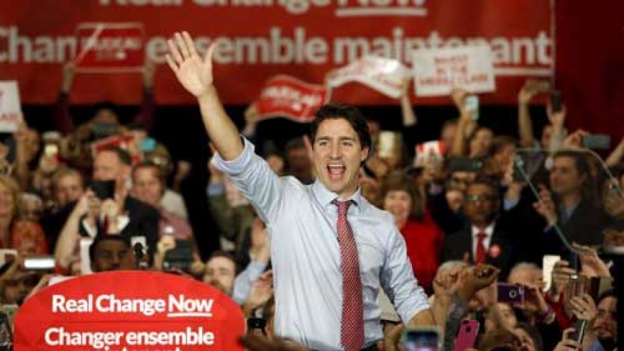 Canada's new Liberal PM Trudeau wins broad mandate for change