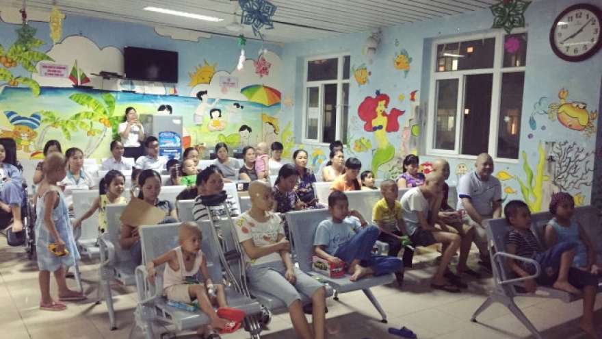 
        ​Hanoi hospital opens weekly ‘cinema’ for children with cancer
                              