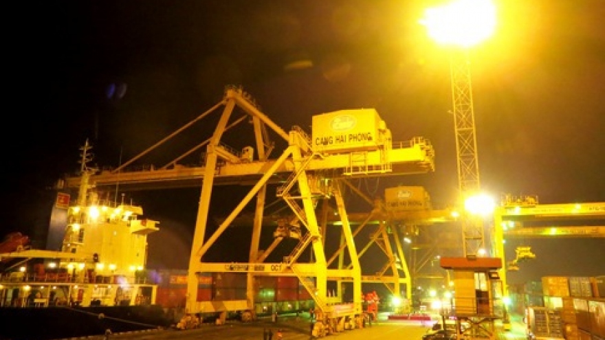 
        Vietnamese port authority says terminal fees legitimate
                              
