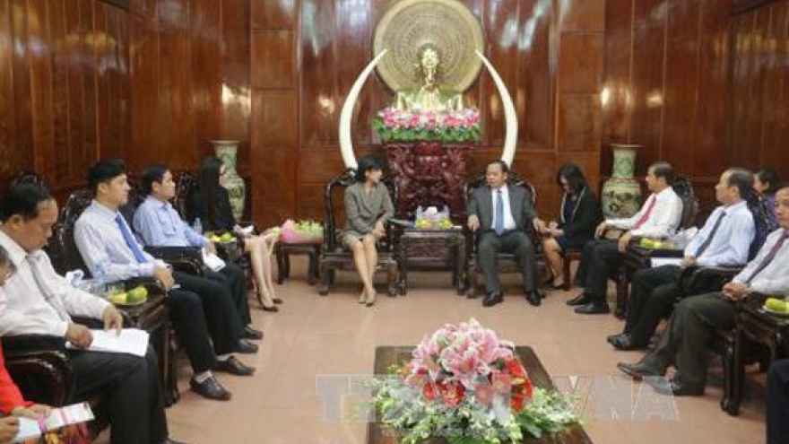 
        Can Tho wants to work with Canada in hi-tech agriculture
                              