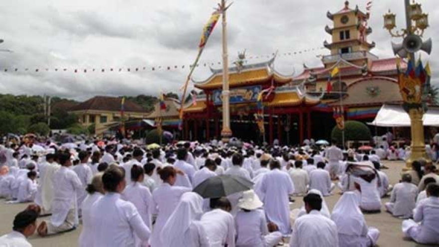 Festival marks 90th anniversary of Cao Dai religion