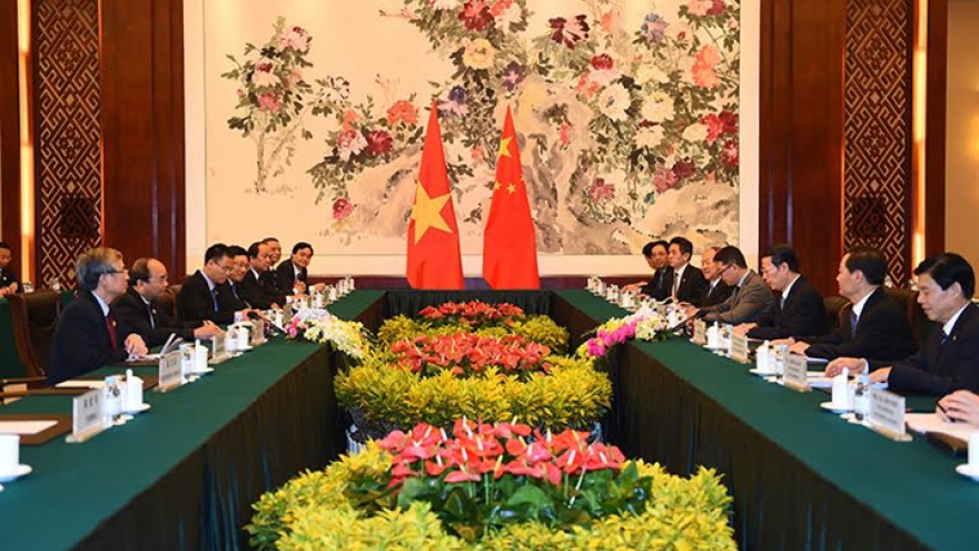PM Phuc finishes tour of China