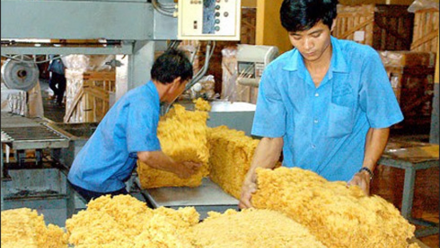 Vietnam rubber output to dip to six-year low for 2016