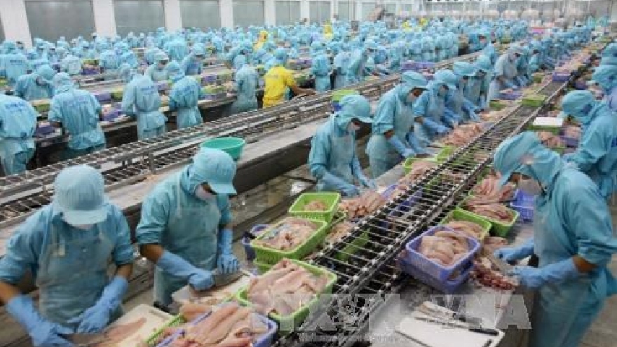 
        Vietnam yields over 2.6 million tonnes of aquatic products in nine months
                              