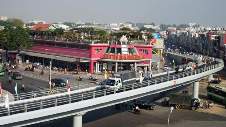 Go Vap flyover opens to traffic in HCM City
