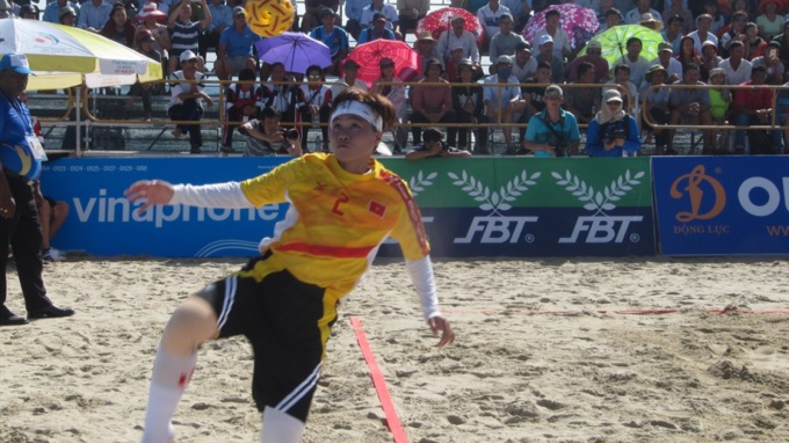 Vietnam bags first gold in sepak takraw