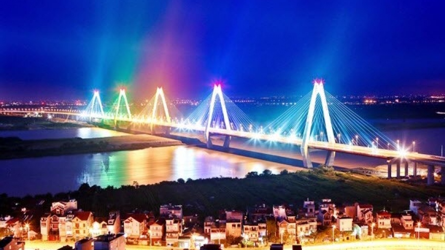 Hanoi to turn Nhat Tan Bridge into art with new lighting