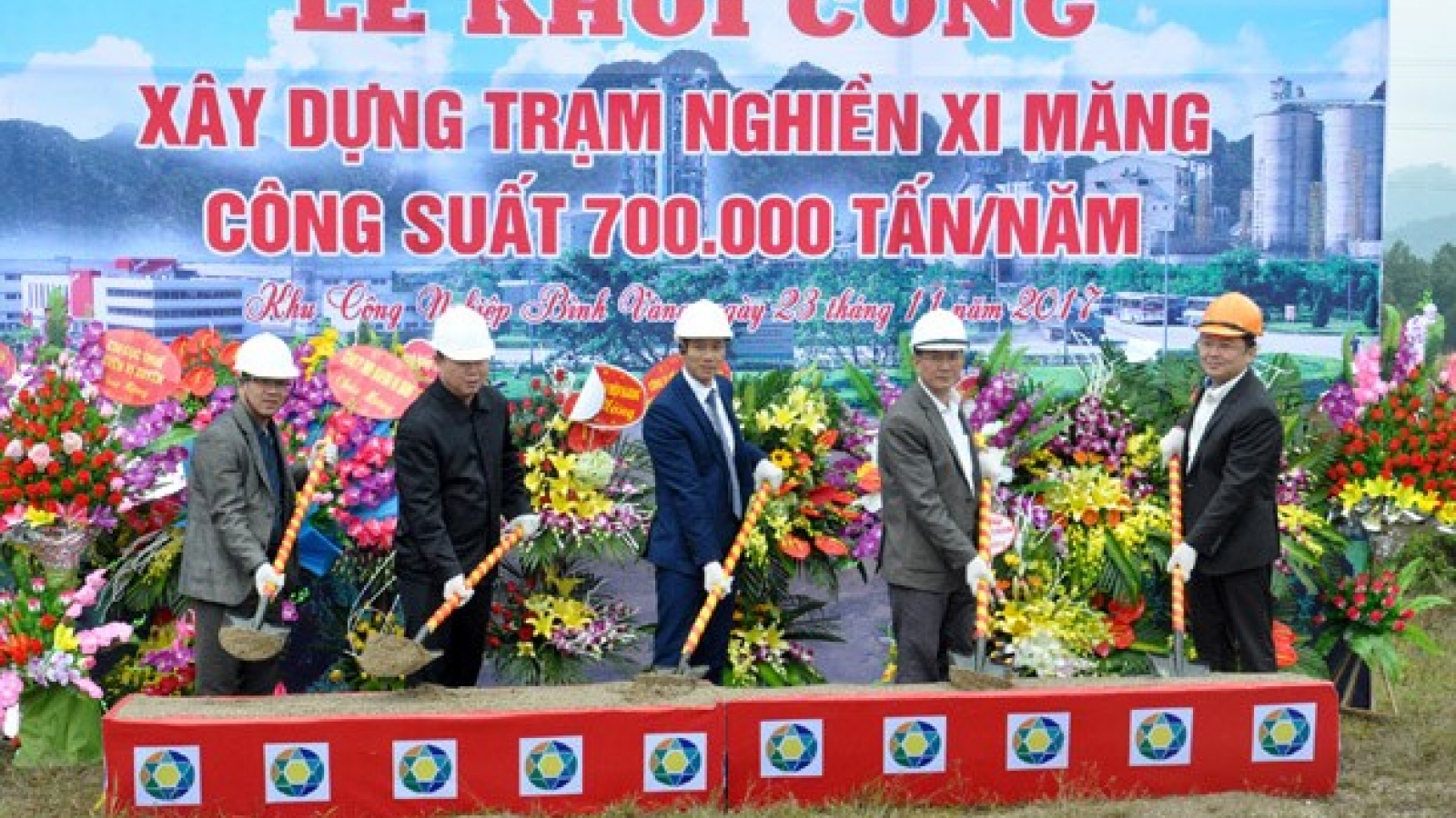 Construction on cement grinding station begins in Ha Giang