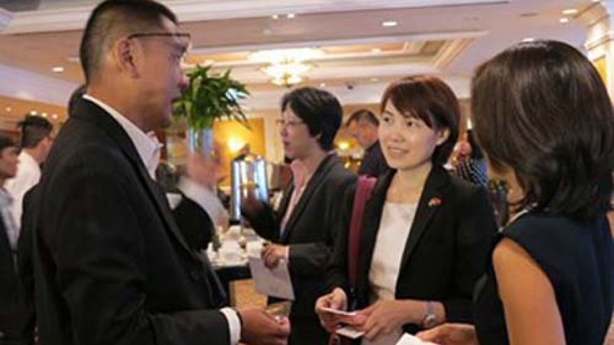 Expert: Slow economic recovery next year